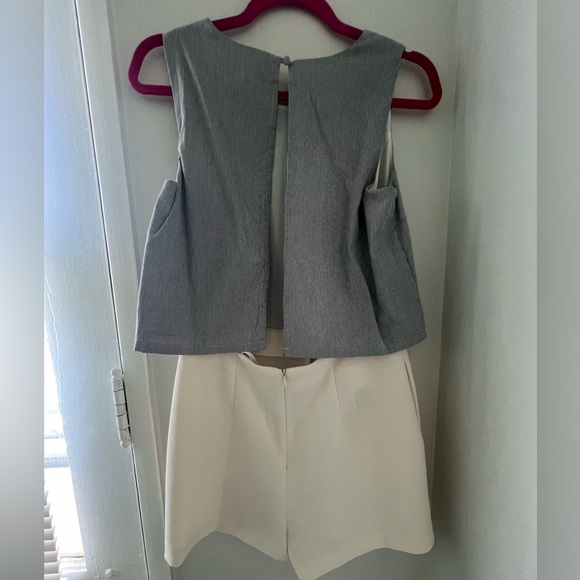 BCBG generation open back romper - Picture 3 of 3